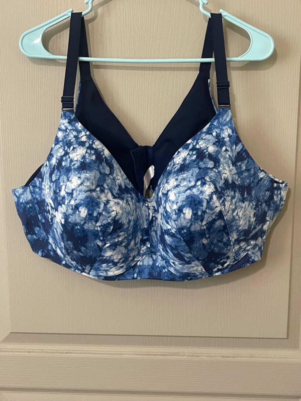 Cacique Navy and White Marble-Print Full Coverage Bra size 46D